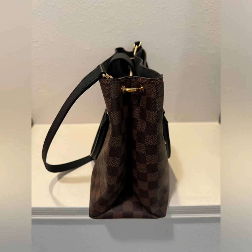 Authentic Louis Vuitton Damier Ebene LV Riverside Tote - Picture 8 of 17